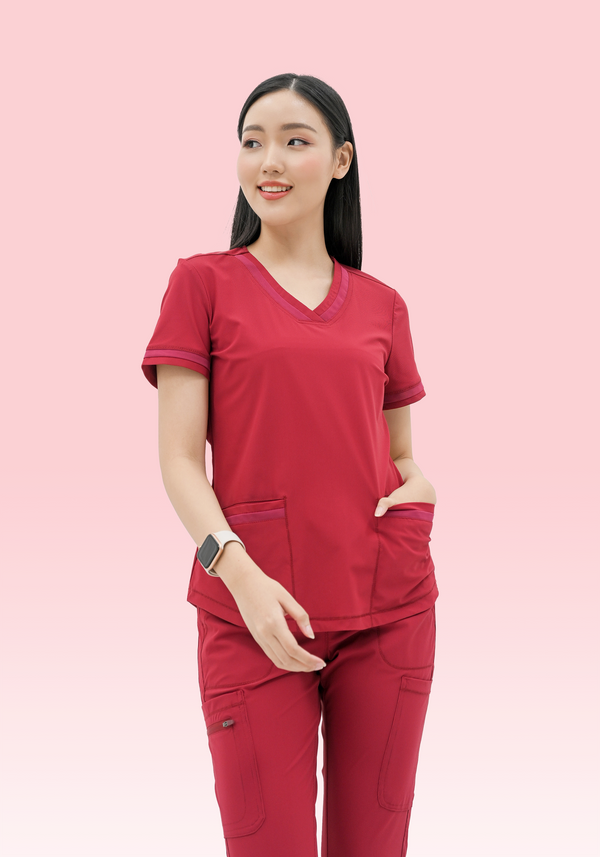 14965 - FORM EXTREME STRETCH V-NECK TOP WITH 2 PATCH POCKETS